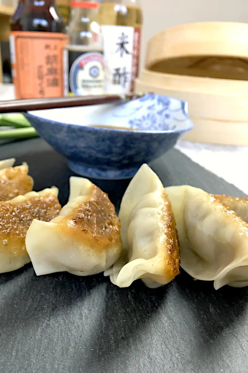 Essa vai pra quem ama gyoza 🥟✨ #culinariaasiatica #gyoza